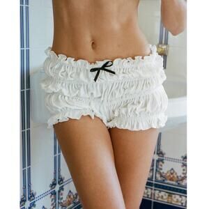with jean bea bloomer shorts white